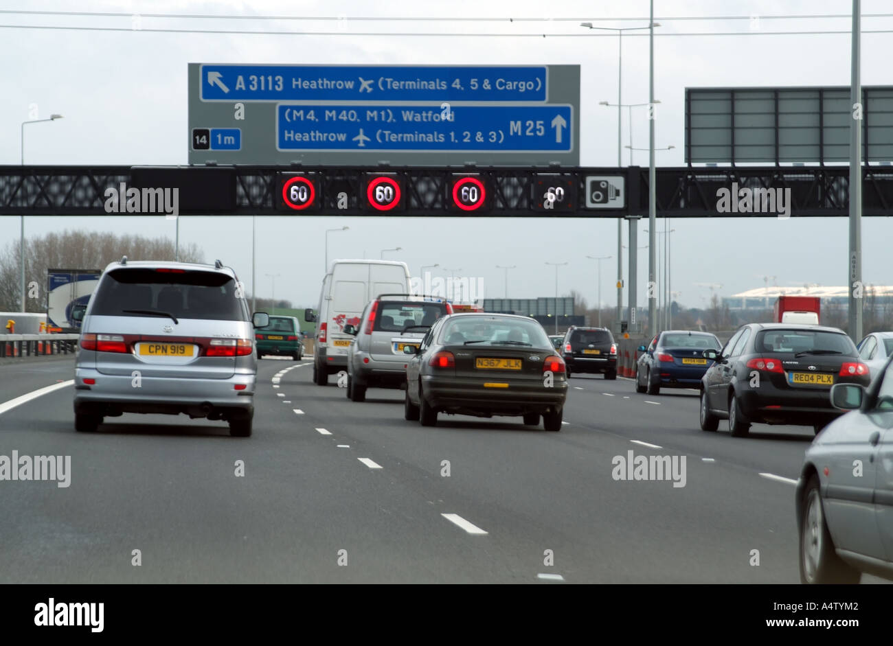 London ring road hi-res stock photography and images - Alamy