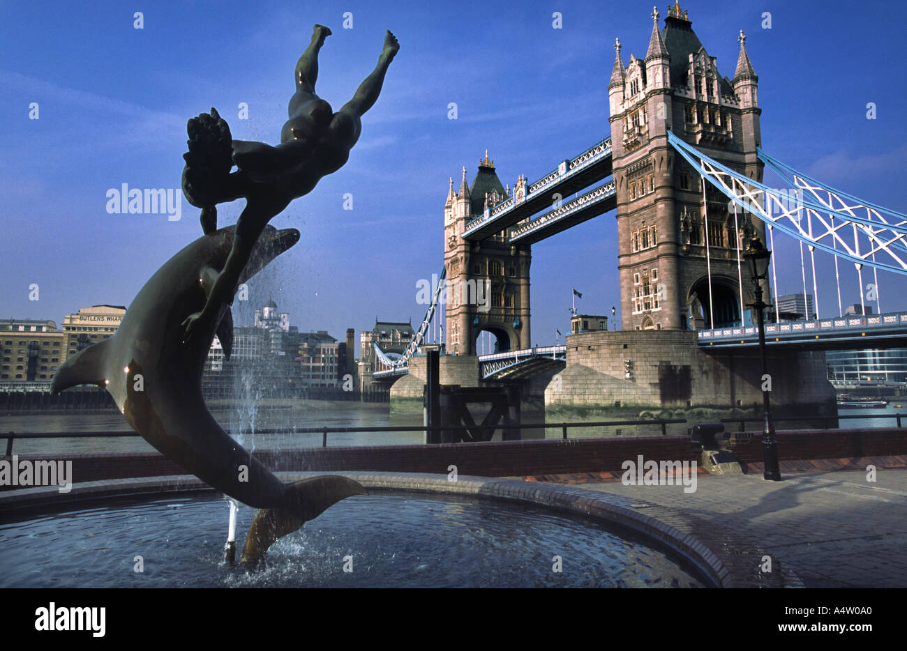 Dolphin and boy statue hires stock photography and images Alamy