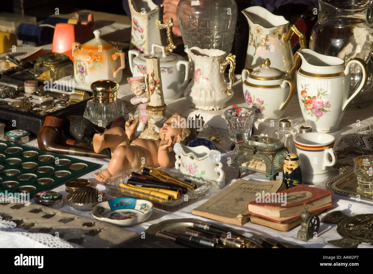Bric A Brac High Resolution Stock Photography And Images Alamy