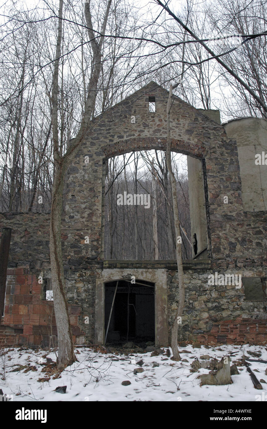 Old Abandoned Farm Estate, Upstate New York Stock Photo Alamy
