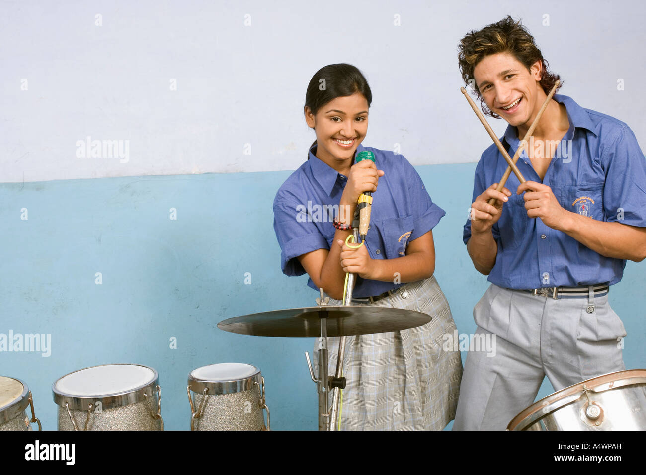 Playing percussion instruments hires stock photography and images Alamy