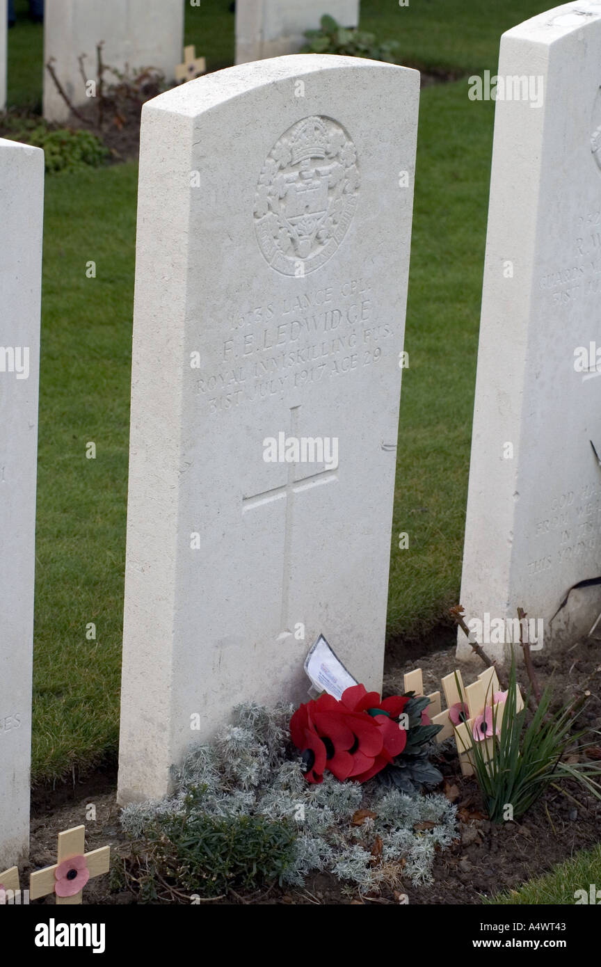 Irish war poet Francis Ledwidge s grave Ypres Belgium Stock Photo