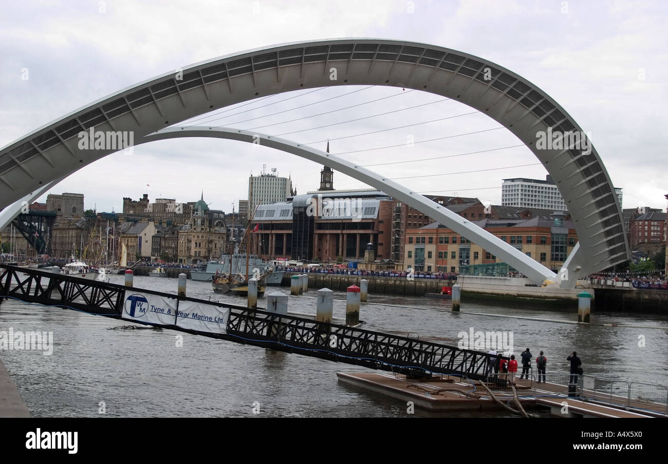 Gateshead Millenium Bridge open 2 Stock Photo Alamy