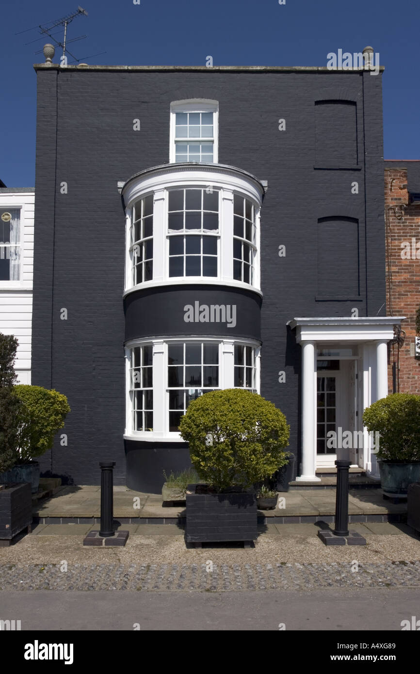 Black painted house hires stock photography and images Alamy