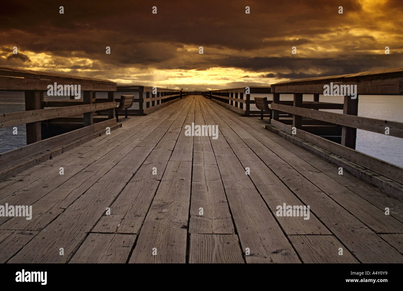 Un Rises Sun rises canada hi-res stock photography and images - Alamy