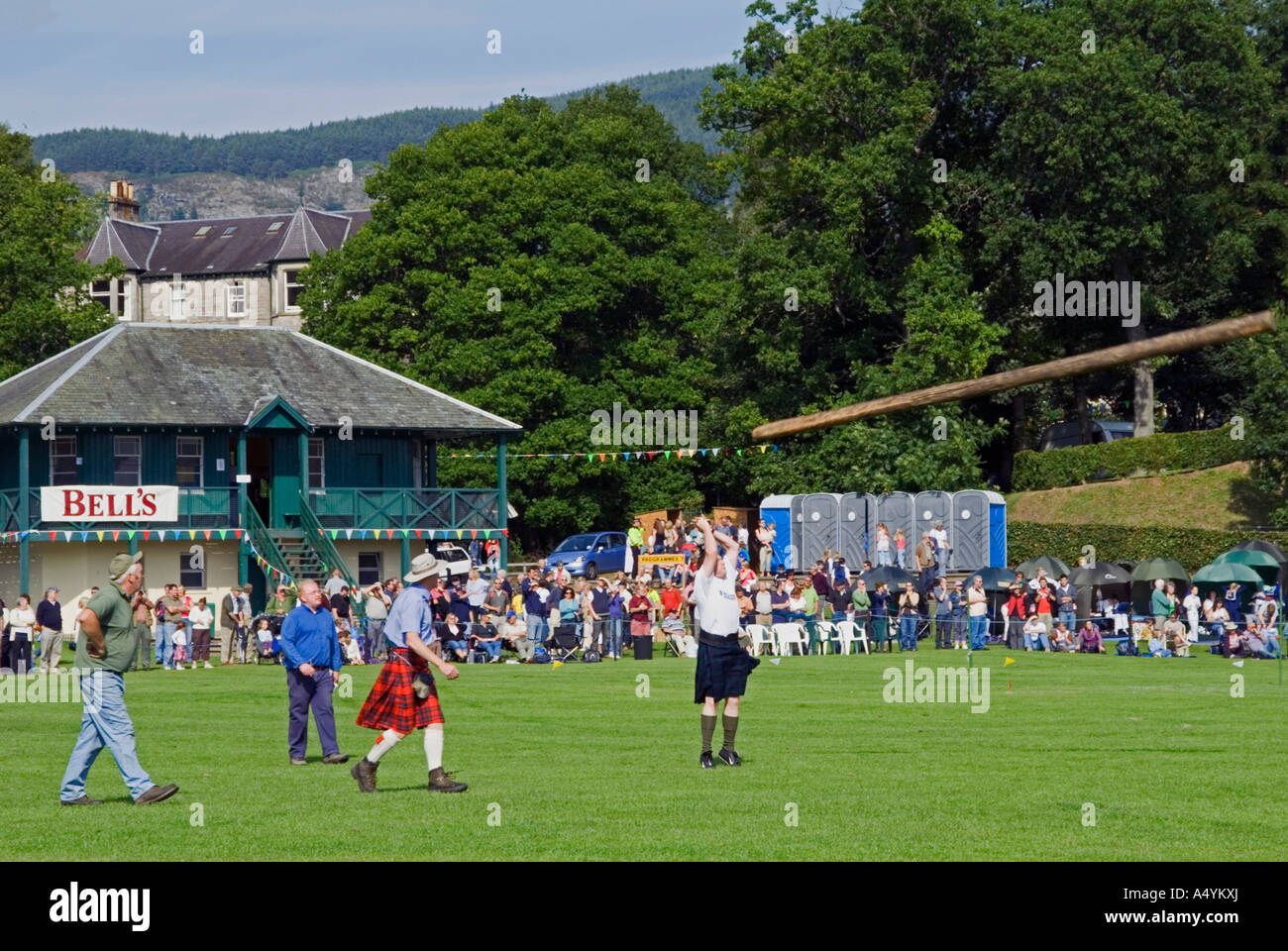 Scottish Highland Games, tossing the caber at Pitlochry Highland Games ...