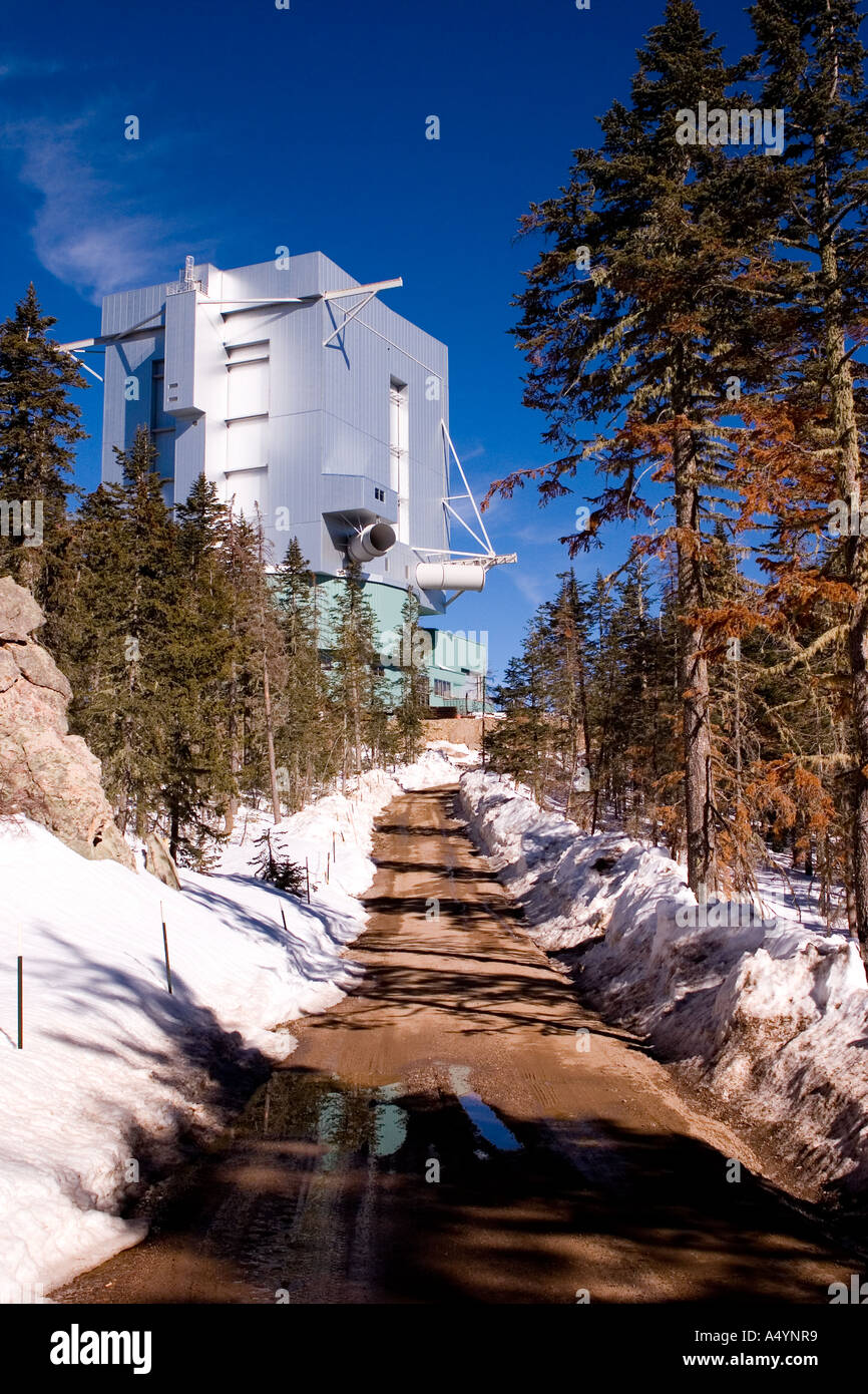 Mount graham international observatory hires stock photography and
