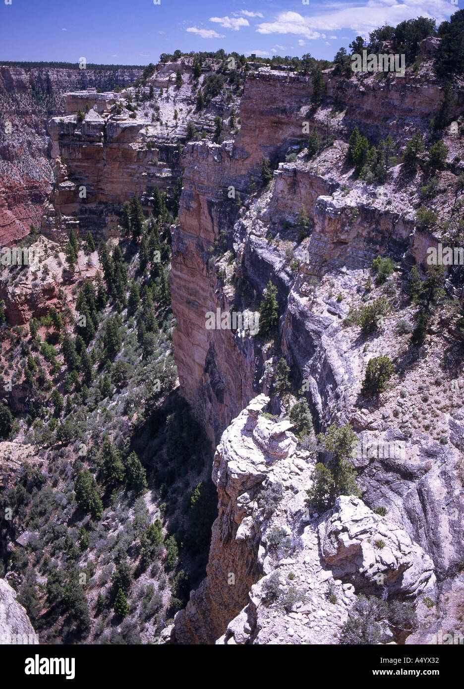 Rocky canyon hi-res stock photography and images - Alamy