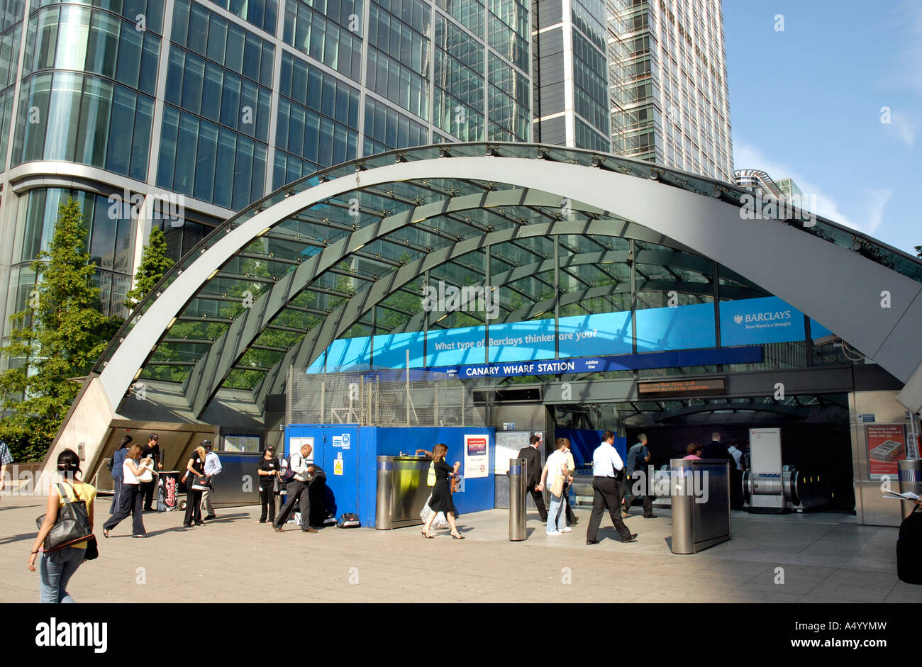 Canary Wharf Tube Station In Docklands London Stock Photo Alamy canary-wharf-tube-station-in-docklands-london-stock-photo-alamy