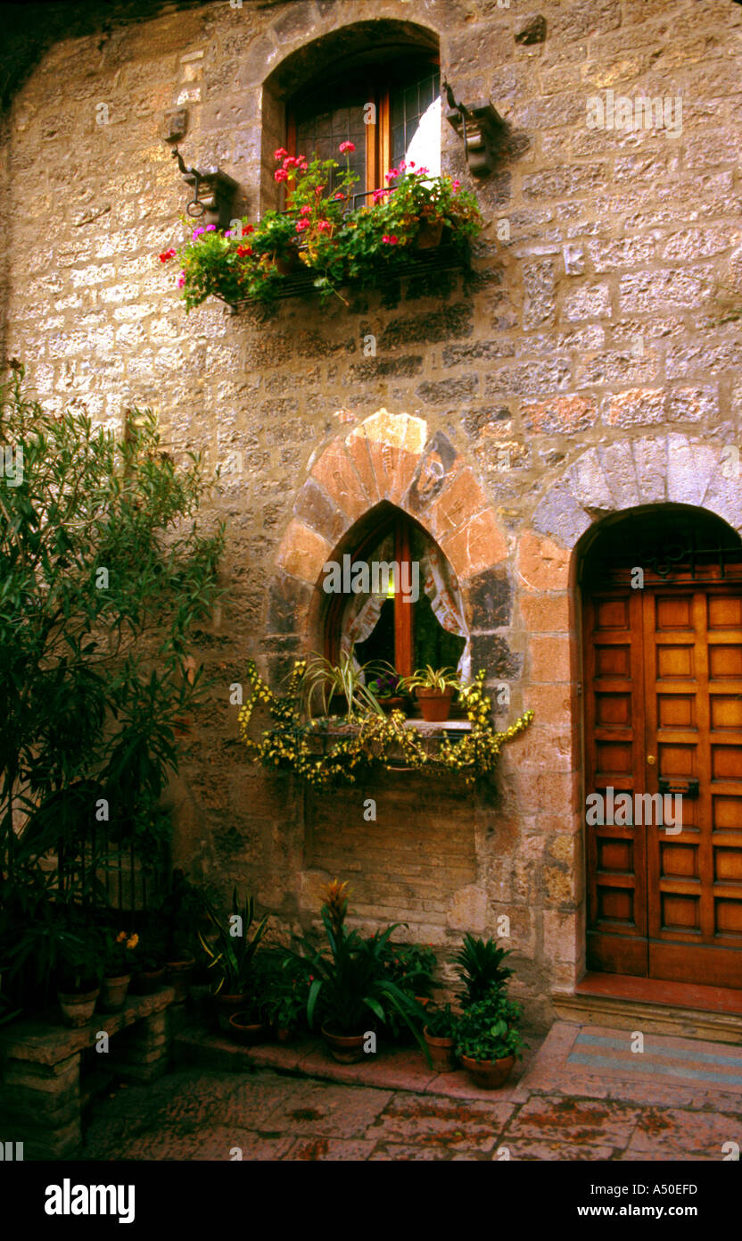 Umbria medieval house Stock Photo Alamy