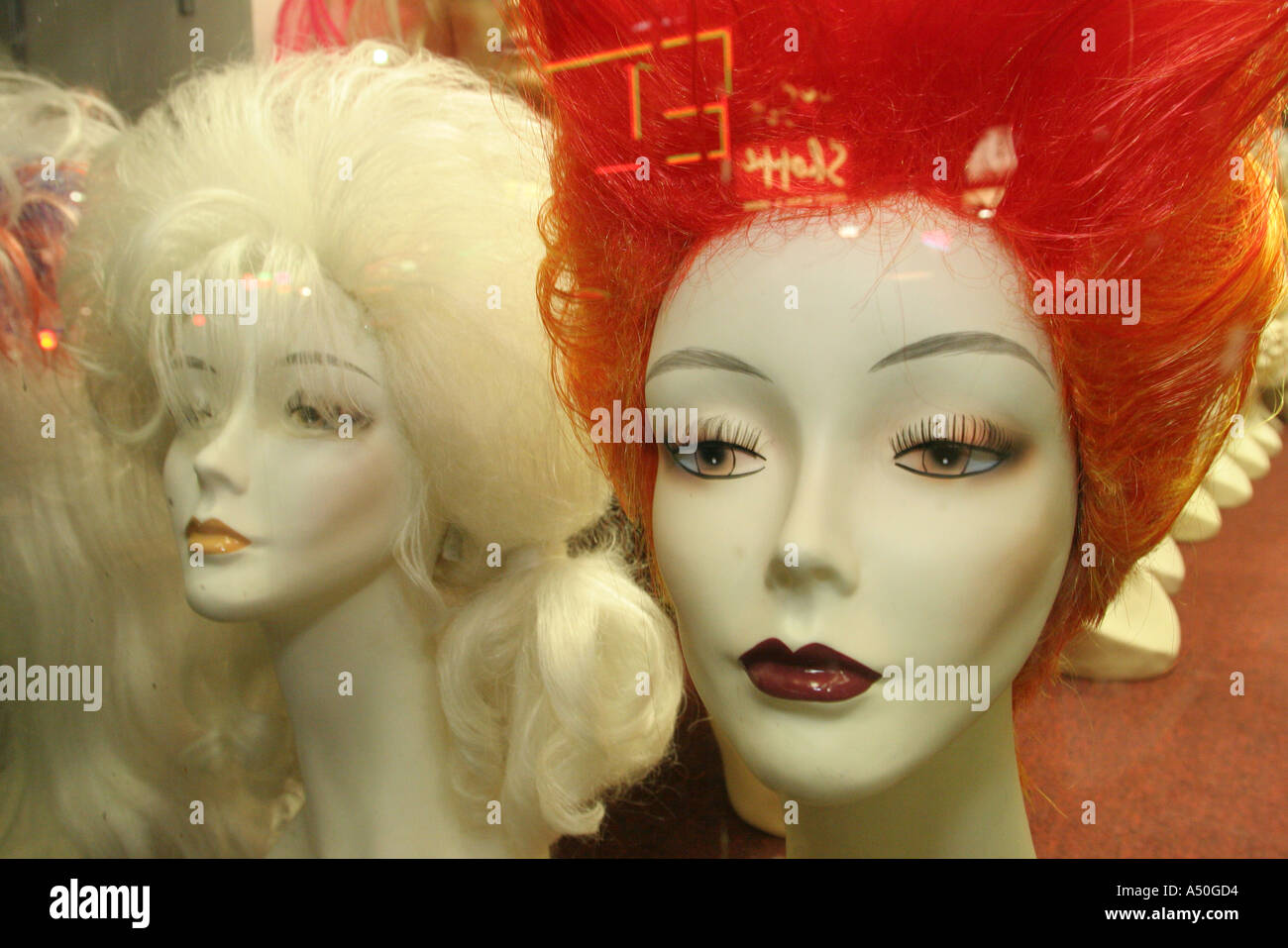 California Hollywood Boulevard female mannequins wigs window display ...