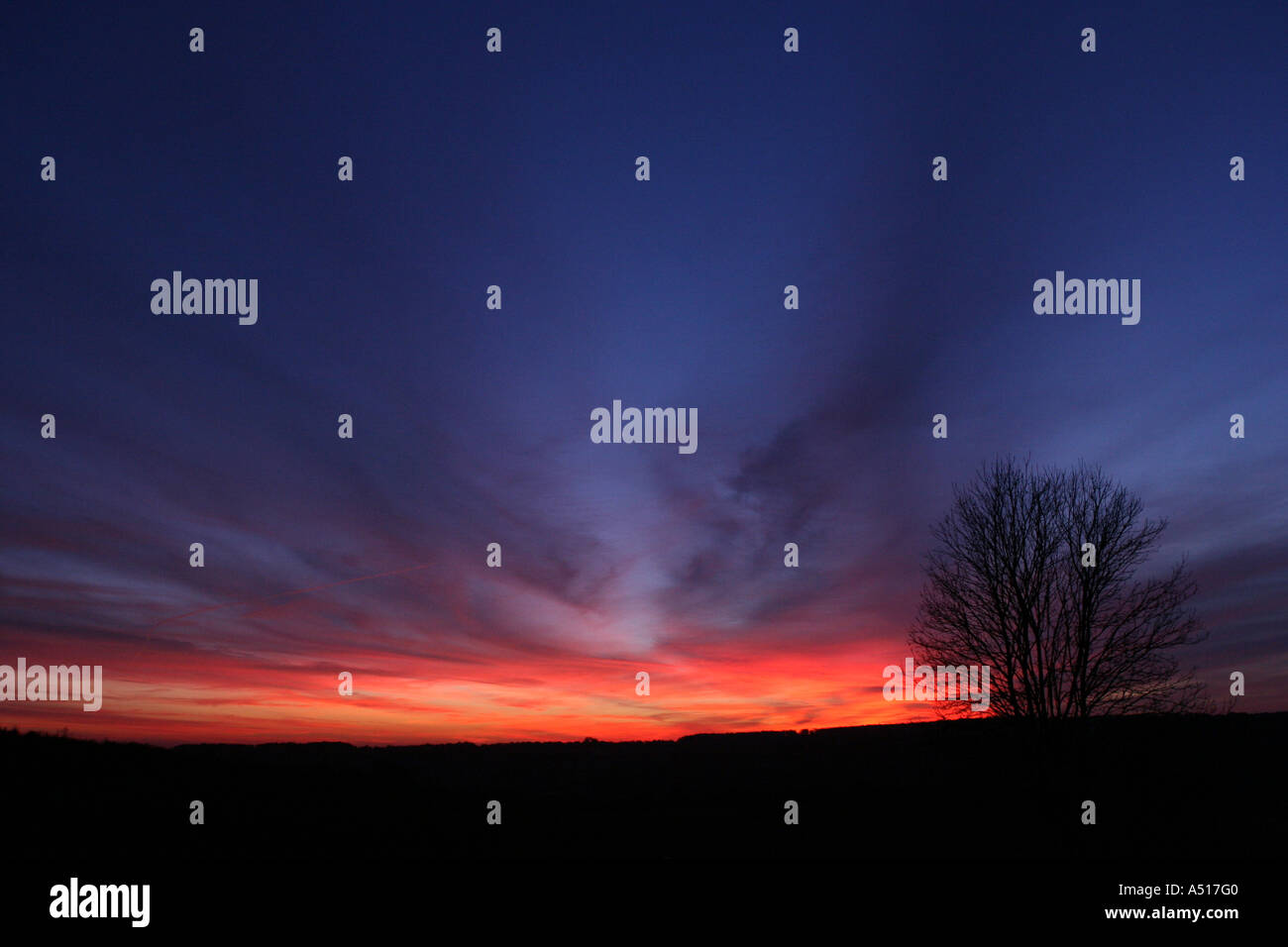 Spectacular colours of a winter sunset taken in the Chiltern Valley, UK ...