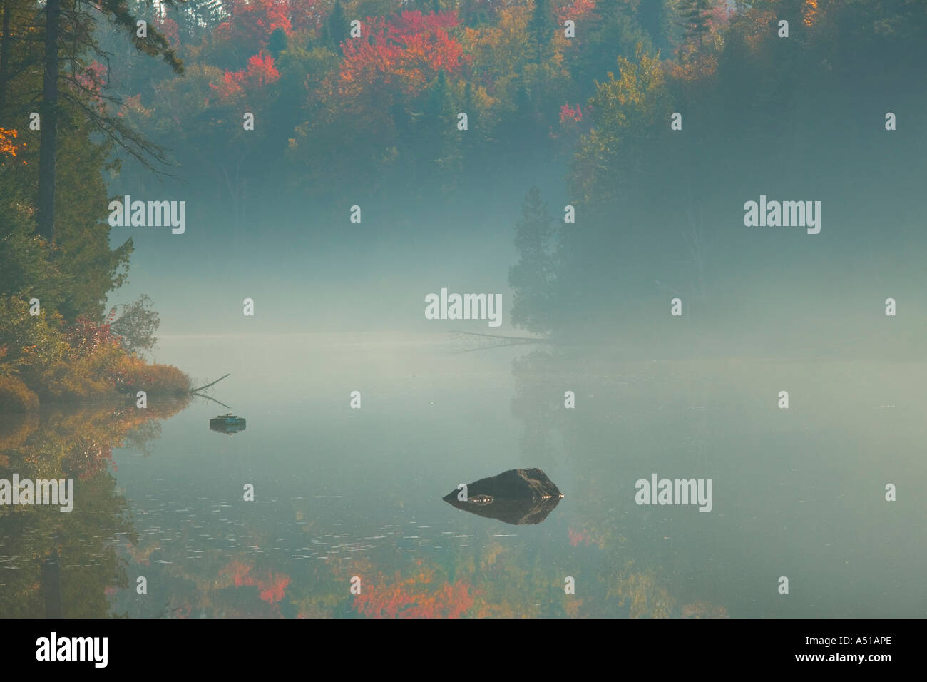 Fog over water hi-res stock photography and images - Alamy