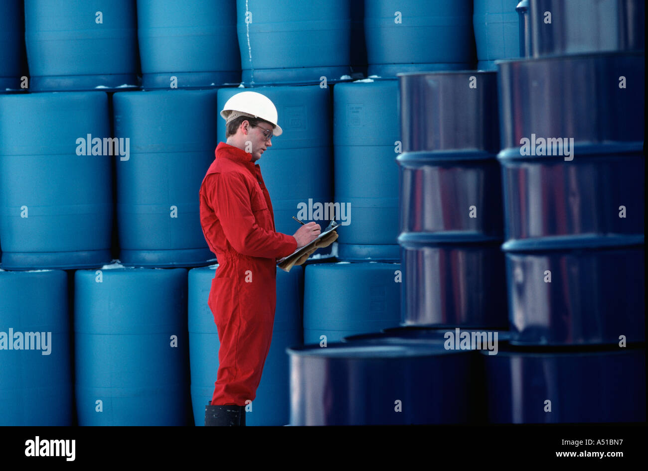 50 gallon drum hires stock photography and images Alamy
