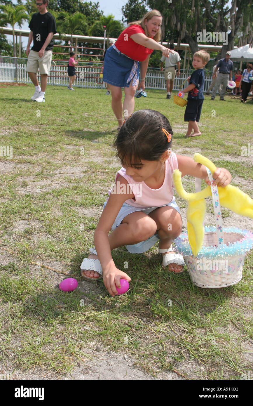 Parrot jungle island easter egg hunt hires stock photography and
