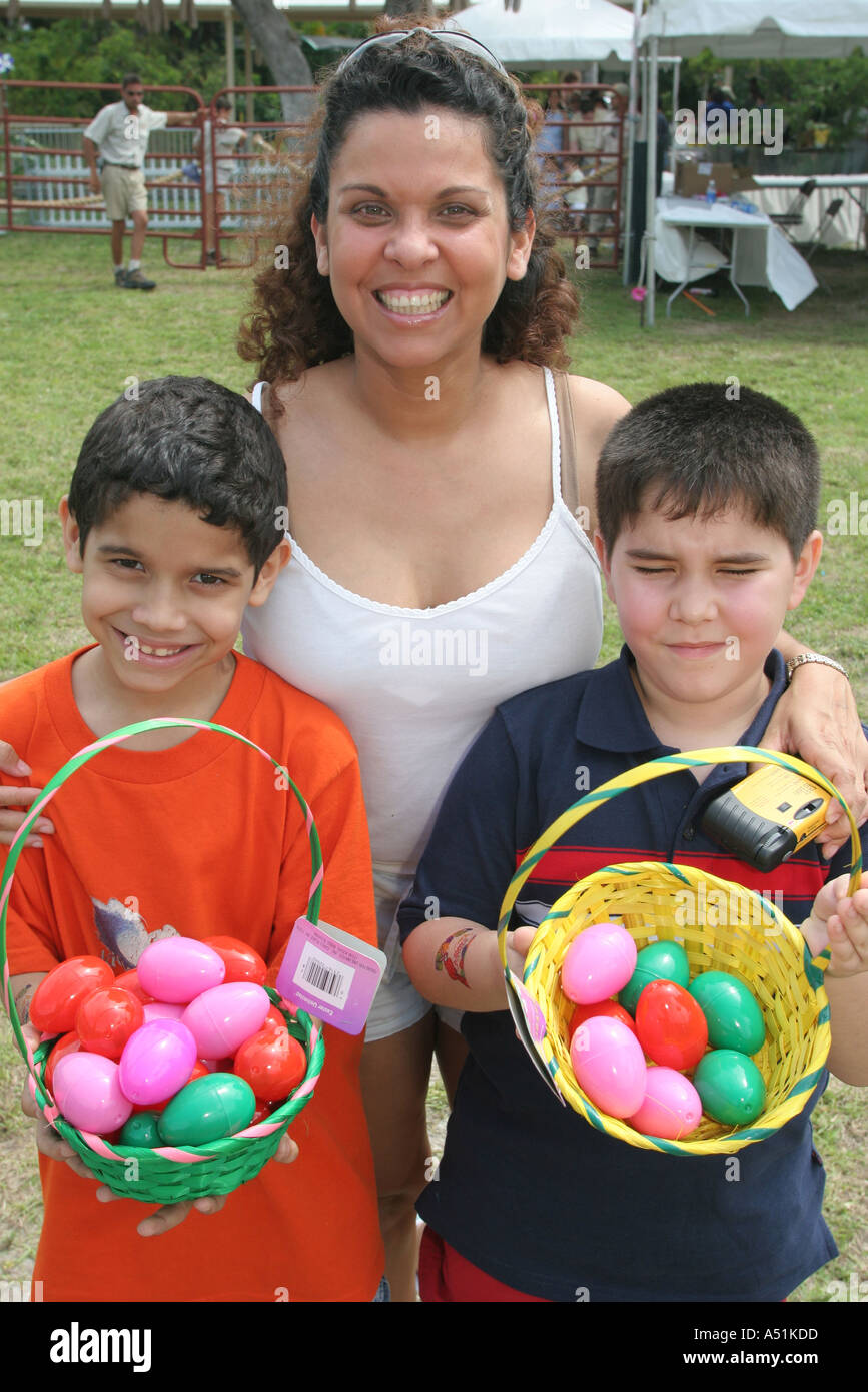 Parrot jungle island easter egg hunt hires stock photography and
