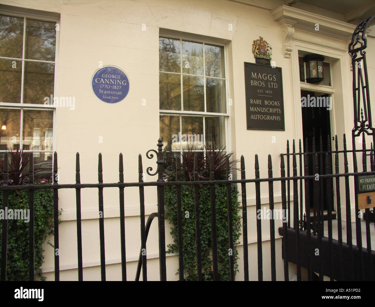 London Berkeley Square No 50 Berkeley Square Stock Photo Alamy