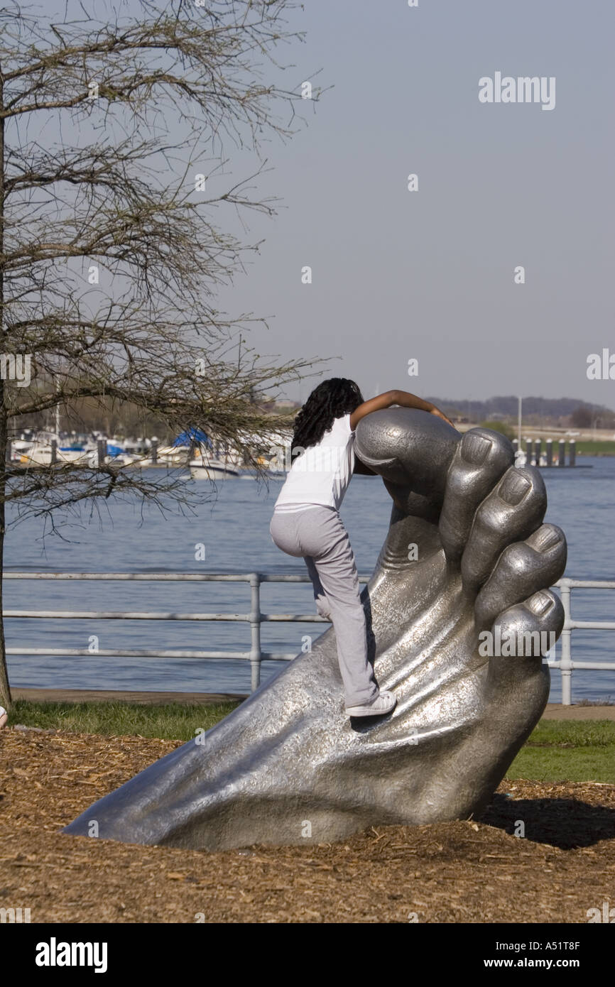 The Awakening Sculpture High Resolution Stock Photography And Images Alamy The Awakening Sculpture High Resolution Stock Photography And Images Alamy
