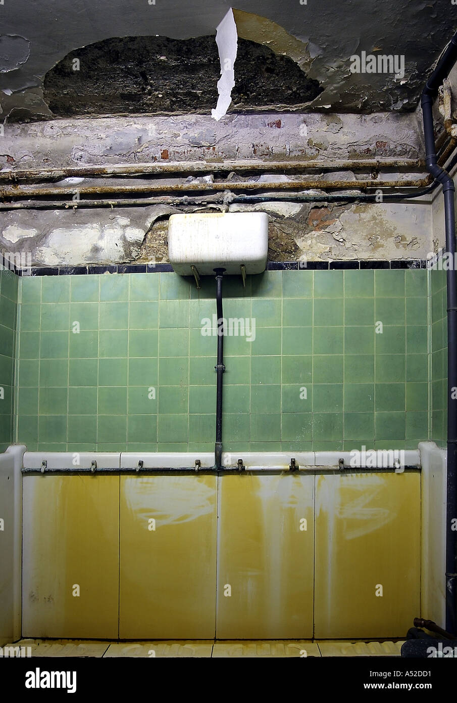 Gents Urinal in run down condition Stock Photo Alamy