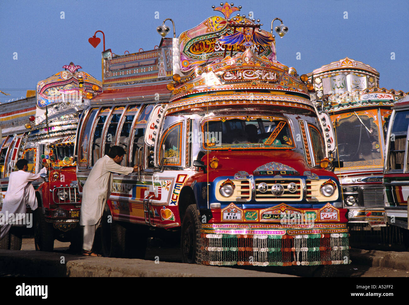 Pakistan Rawalpindi Transport High Resolution Stock Photography And Images Alamy