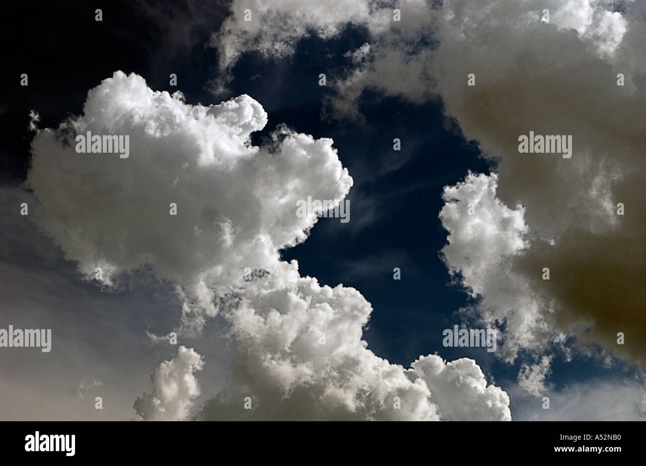 Dark sky clouds hi-res stock photography and images - Alamy
