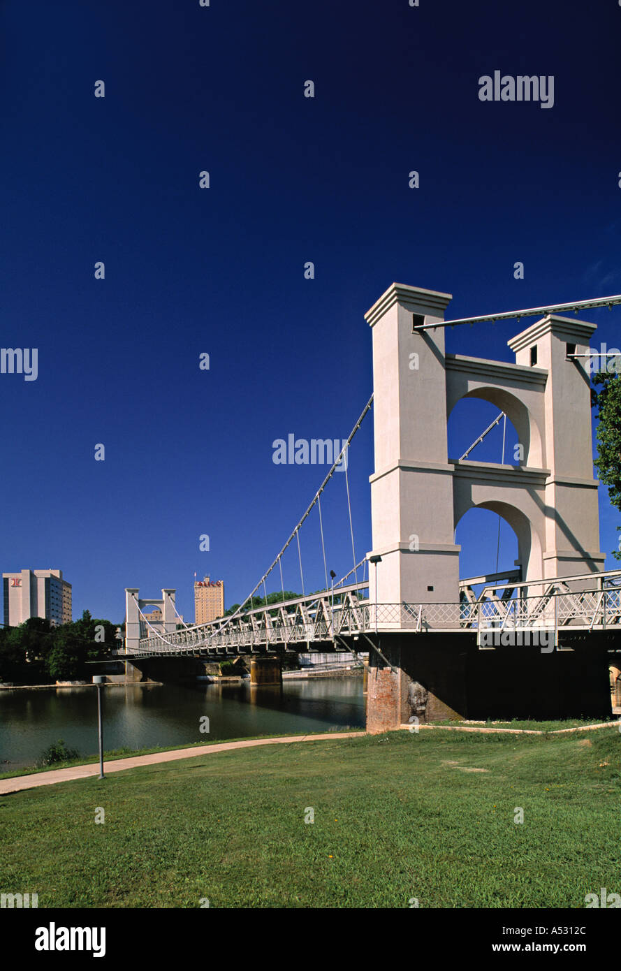 Waco Suspension Bridge, Waco, Texas, USA Stock Photo Alamy