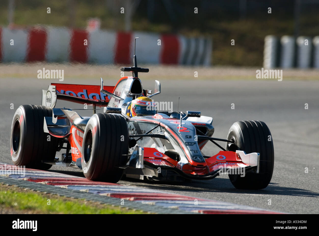Lewis Hamilton (GB) in the McLaren Mercedes MP4-22 racecar during Formula 1 testing sessions in February 2007 Stock Photo