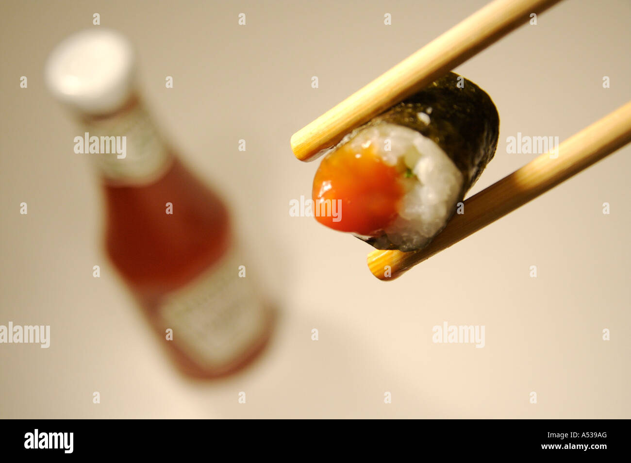 Fusion Food SUSHI & KETCHUP Stock Photo Alamy