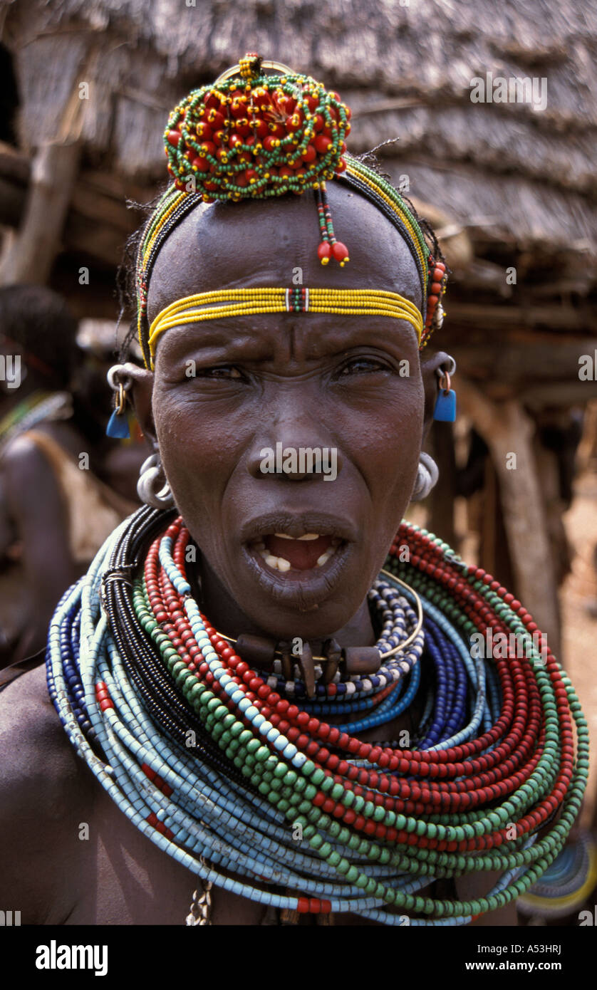 ha0812 5934 south sudan woman community celebration toposa