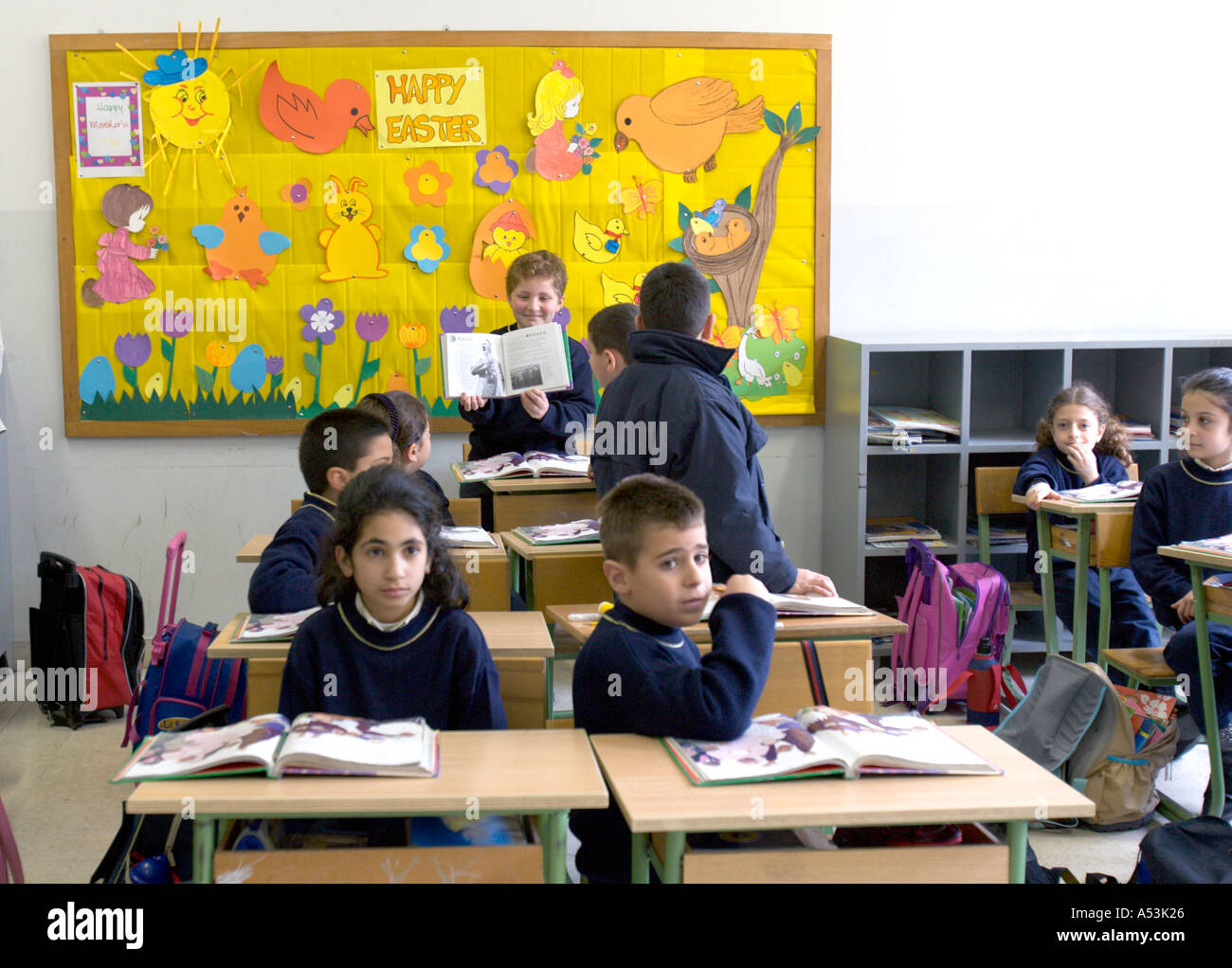 Arabic girls classroom hires stock photography and images Alamy
