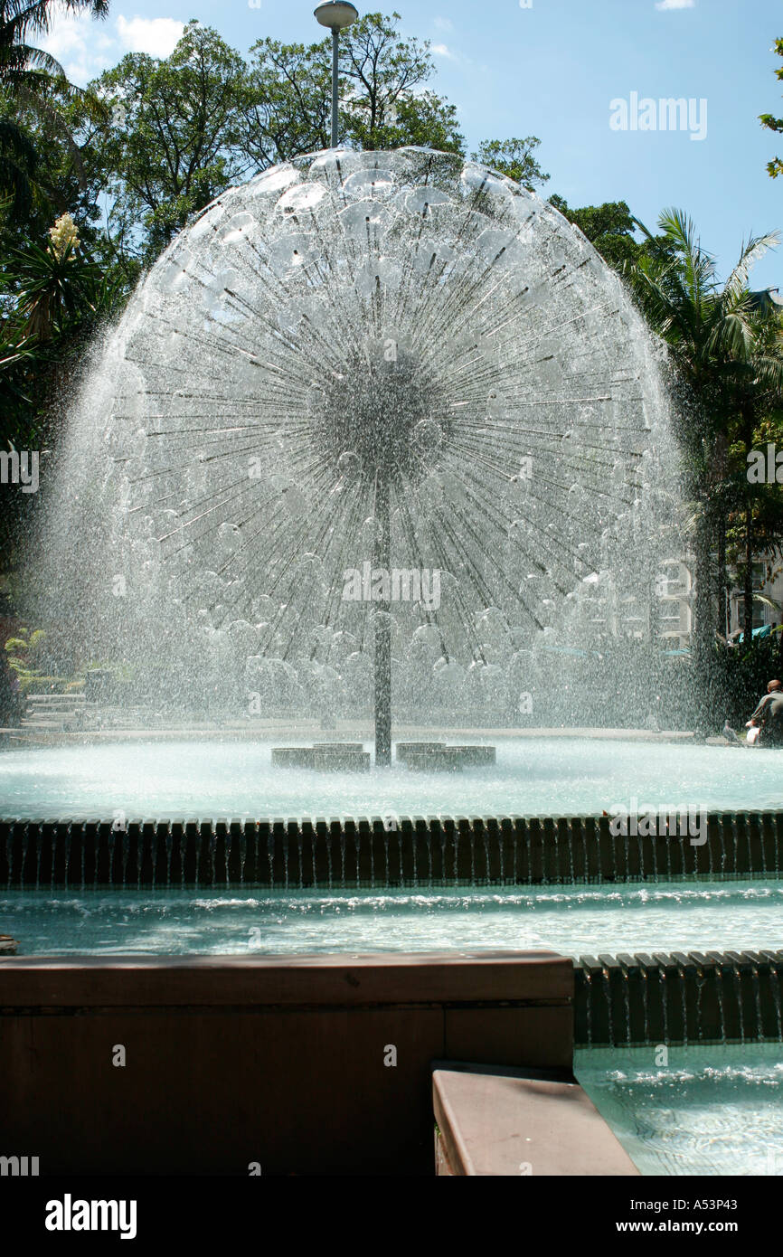Sydney kings cross fountain hires stock photography and images Alamy