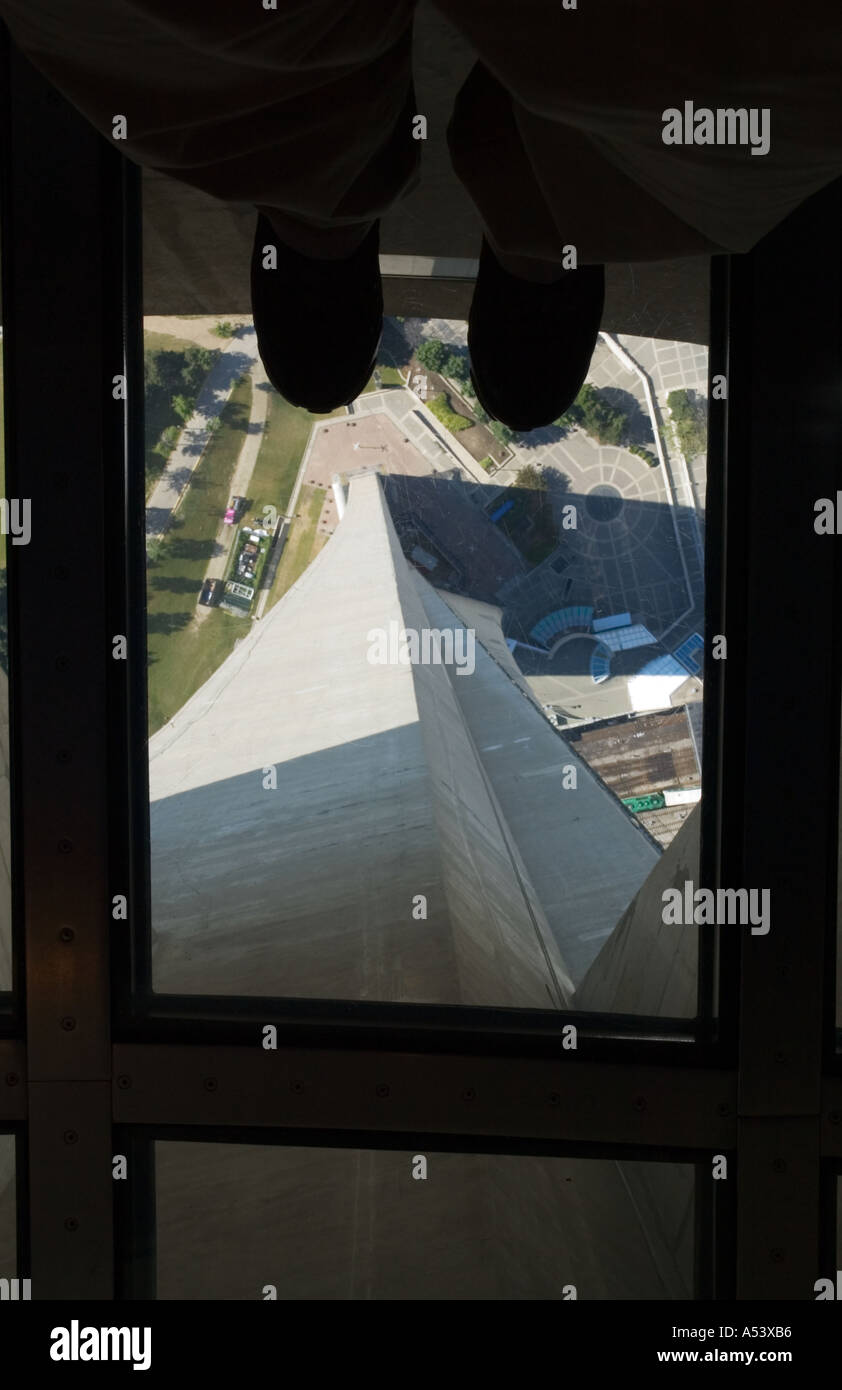 Canada Ontario Toronto Cn Tower Feet Silhouetted On Glass