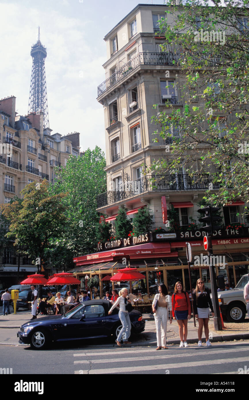 Le Champ De Mars Restaurant on Ave de la Bourdonnais in Paris with Eiffel Tower Stock Photo