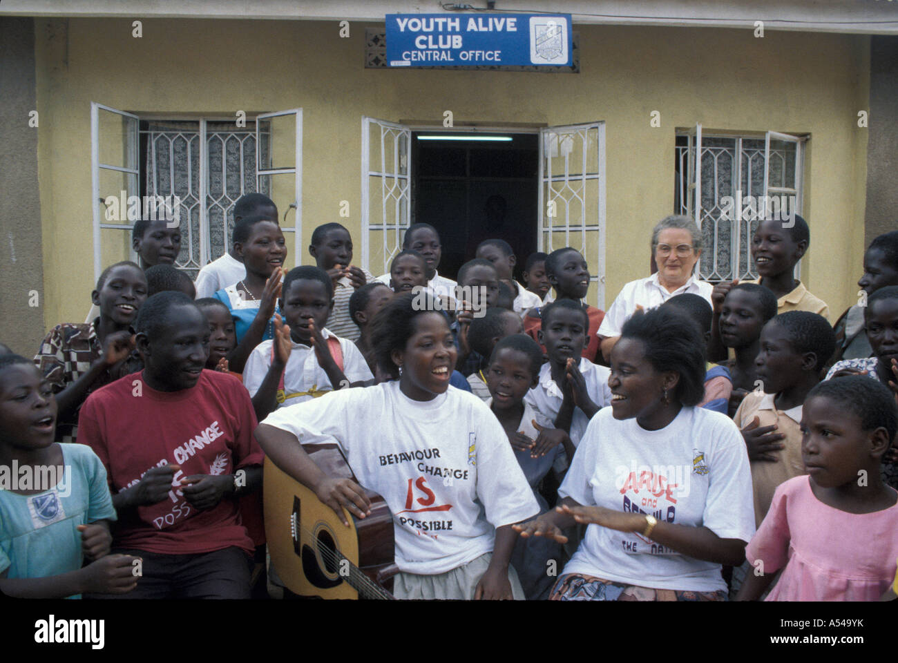 Painet hn1777 3762 uganda antiaids youth teens alive club kamwokya catholic centre kampala founder sister duncan country Stock Photo