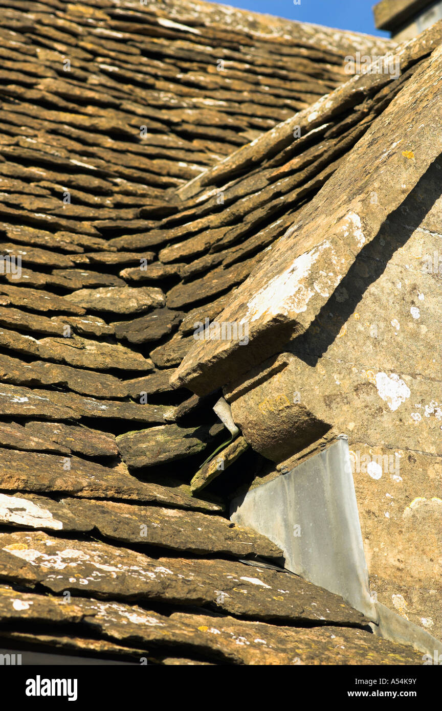 Traditional stone cotswolds roof tiles hires stock photography and