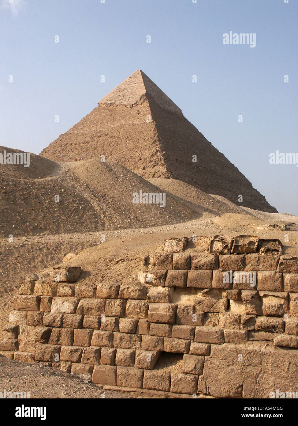 Painet ip1665 egypt pyramids giza 2002 country developing nation less economically developed culture emerging market Stock Photo