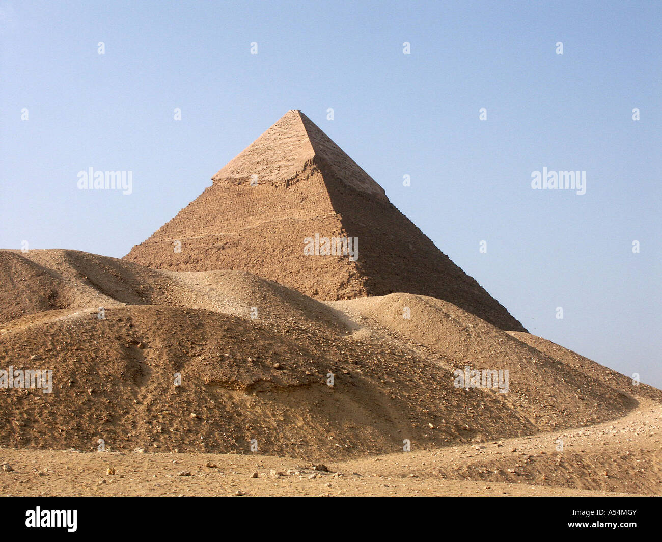 Painet ip1670 egypt pyramids giza 2002 country developing nation less economically developed culture emerging market Stock Photo