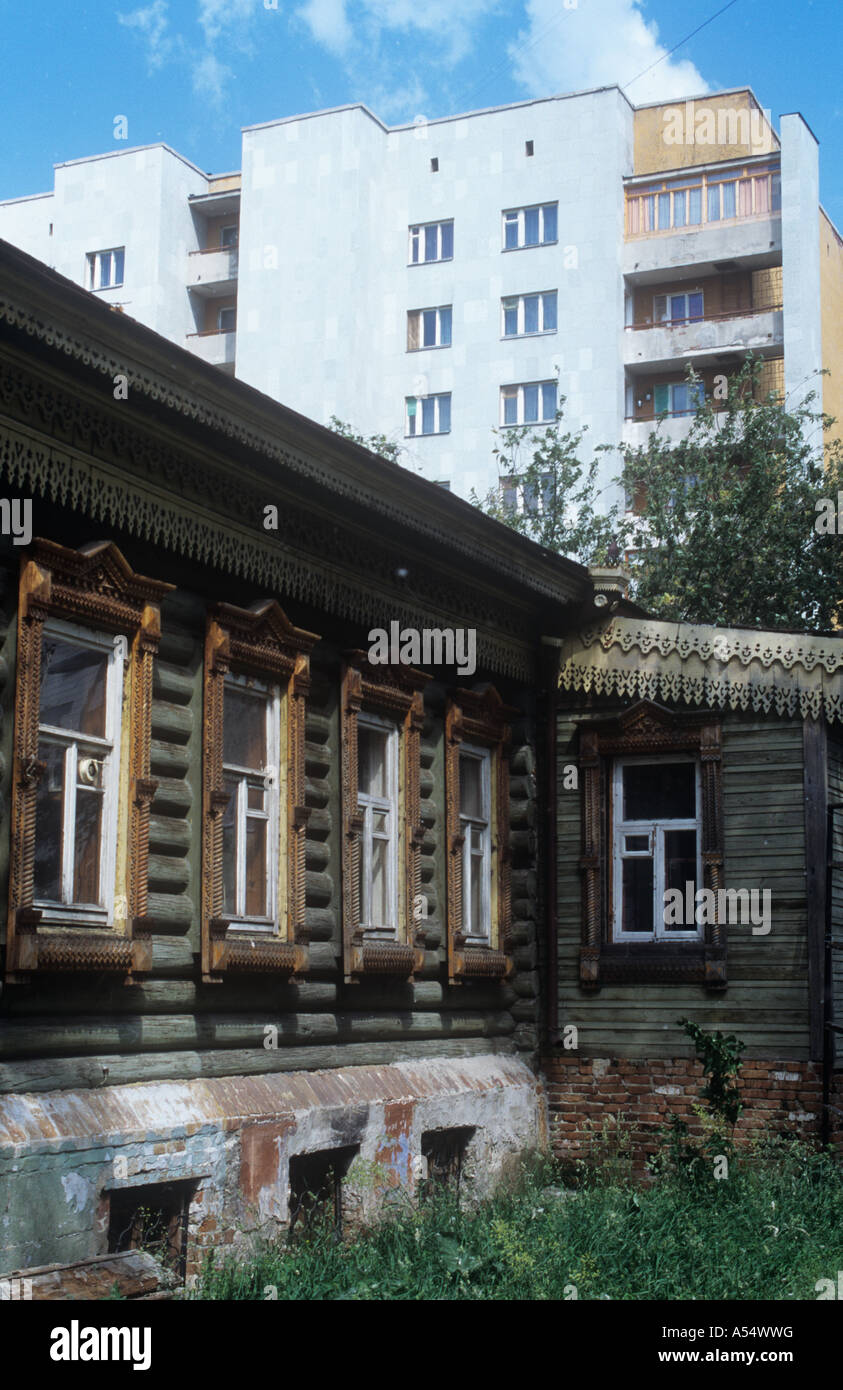 Ufada yalangoch qizlar rasmlari Ular uning mushukiga tayoq solishdi (foto)