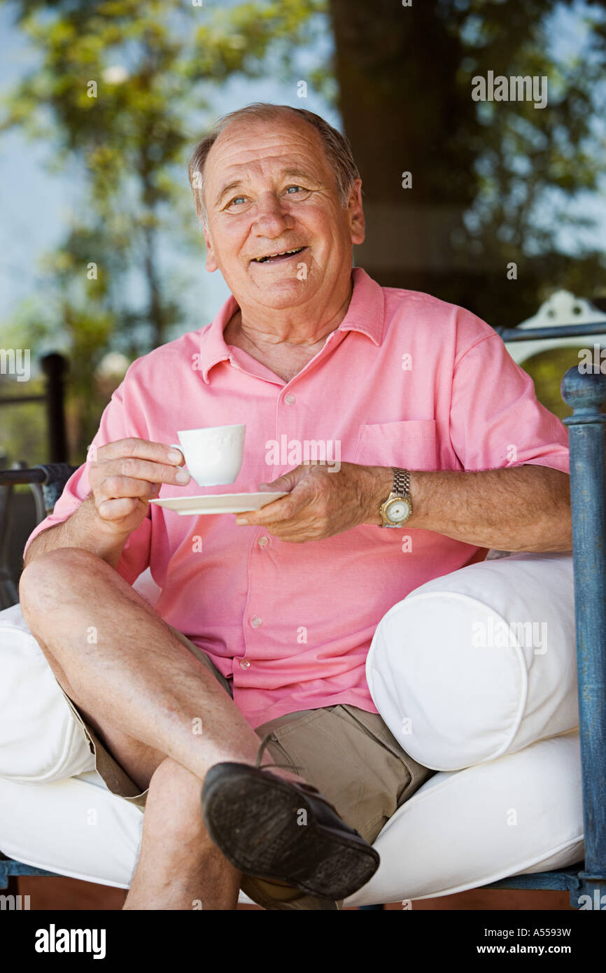 Drinking out saucer hires stock photography and images Alamy