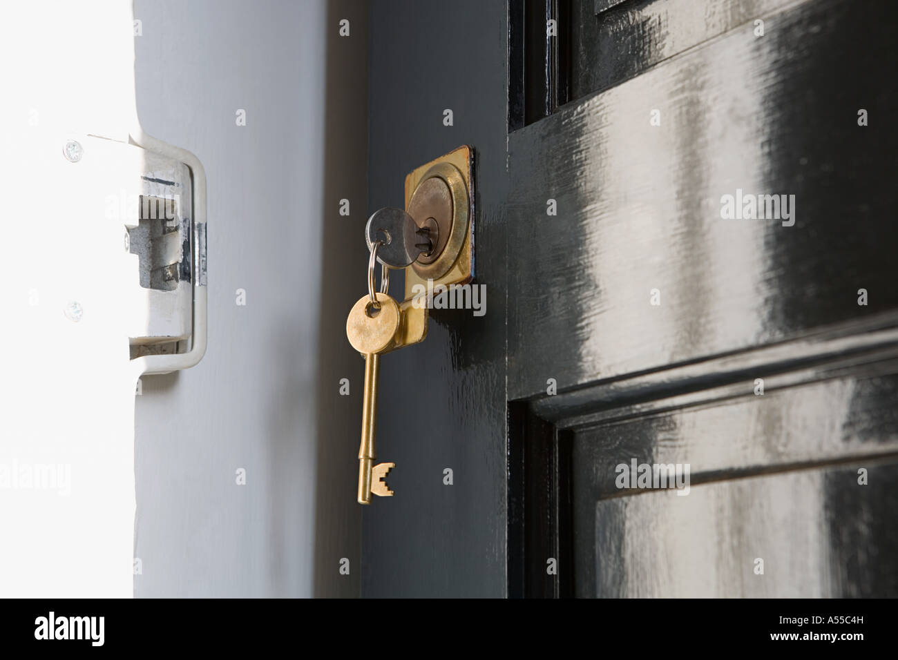 Front door key hires stock photography and images Alamy
