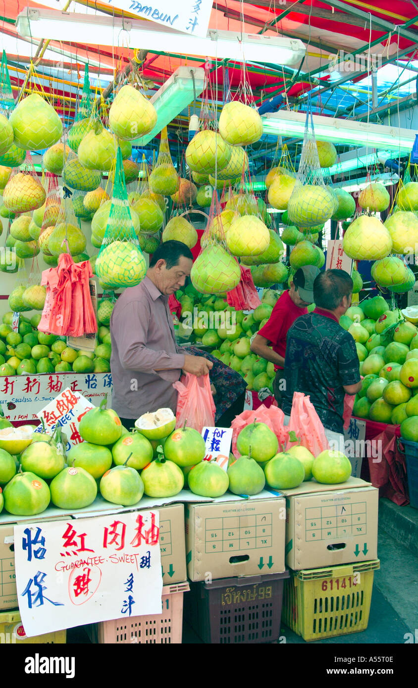 Pomelos for sale at the outdoor market in Singapore's Chinatown Stock Photo Alamy