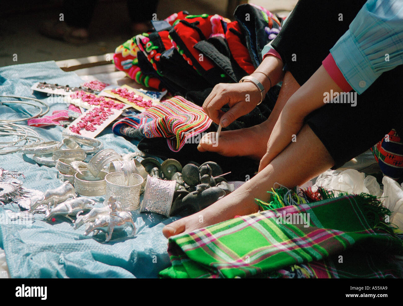 Blue green hmong woman hi-res stock photography and images - Alamy