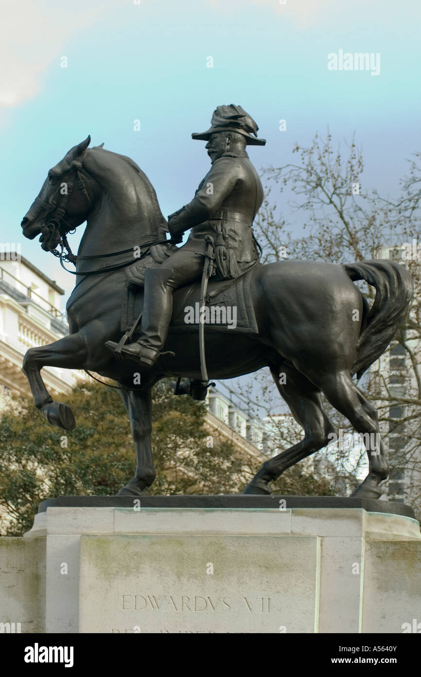 England. London. King Edward VII statue in Waterloo Place Stock Photo