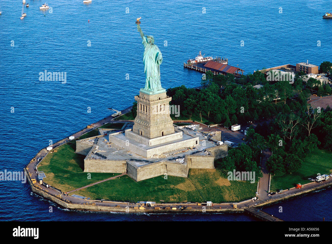Statue of Liberty from distance Stock Photo Alamy