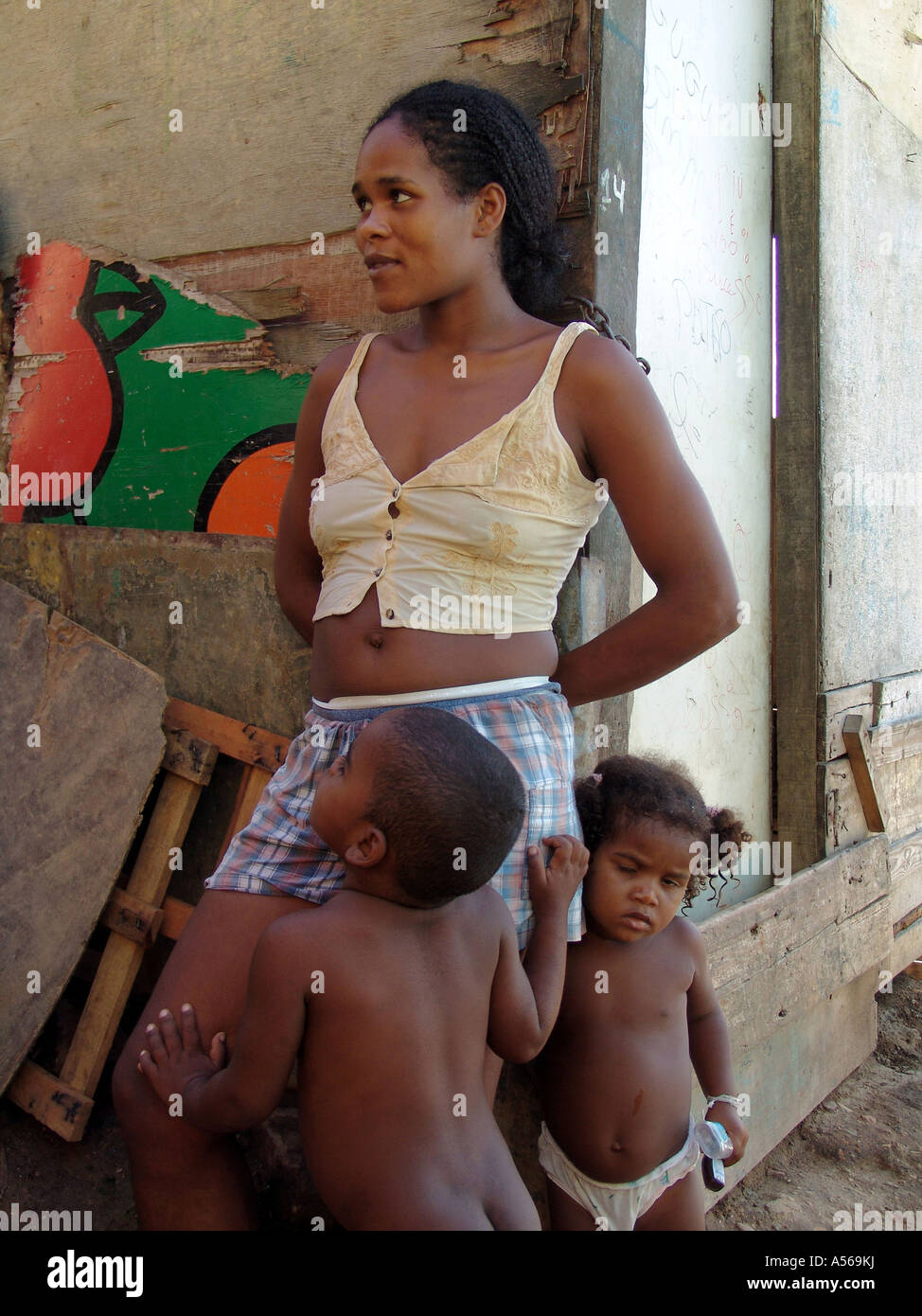 Painet iy8135 brazil children kids boys belo horizonte 2005 country  developing nation less economically developed culture Stock Photo - Alamy