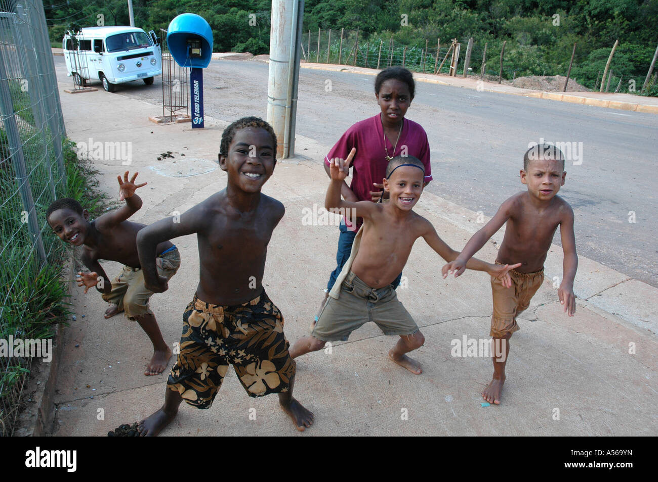 Painet iy8135 brazil children kids boys belo horizonte 2005 country  developing nation less economically developed culture Stock Photo - Alamy