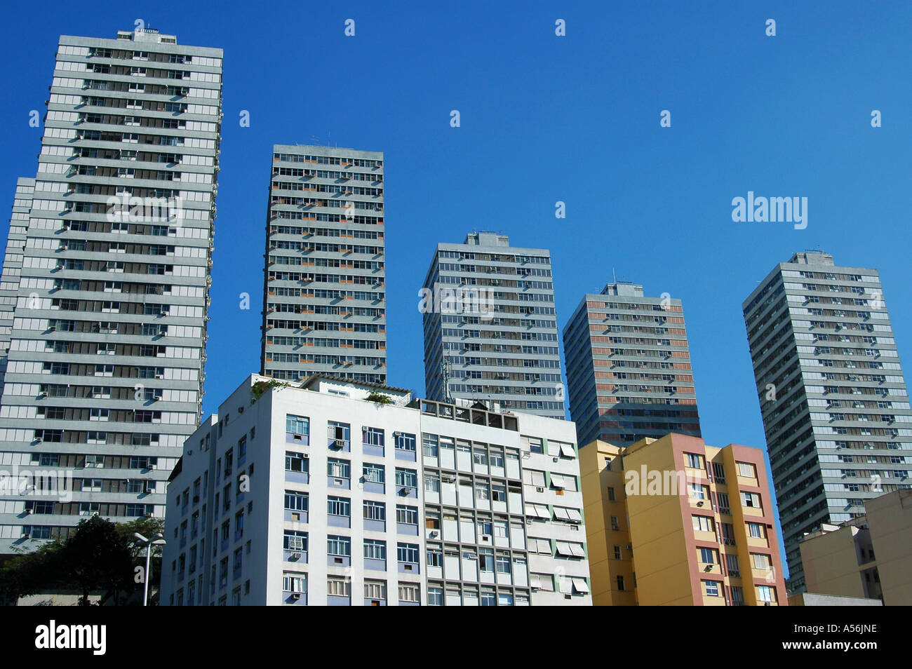 Futuristic house latin america hi-res stock photography and images - Alamy