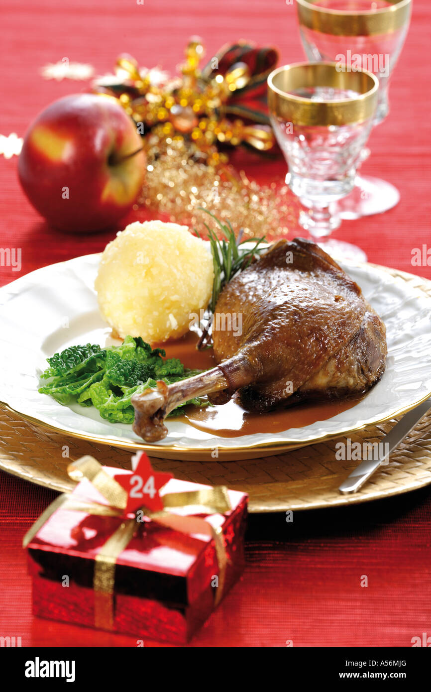 Roast goose with side dishes and christmas dekoration Stock Photo - Alamy