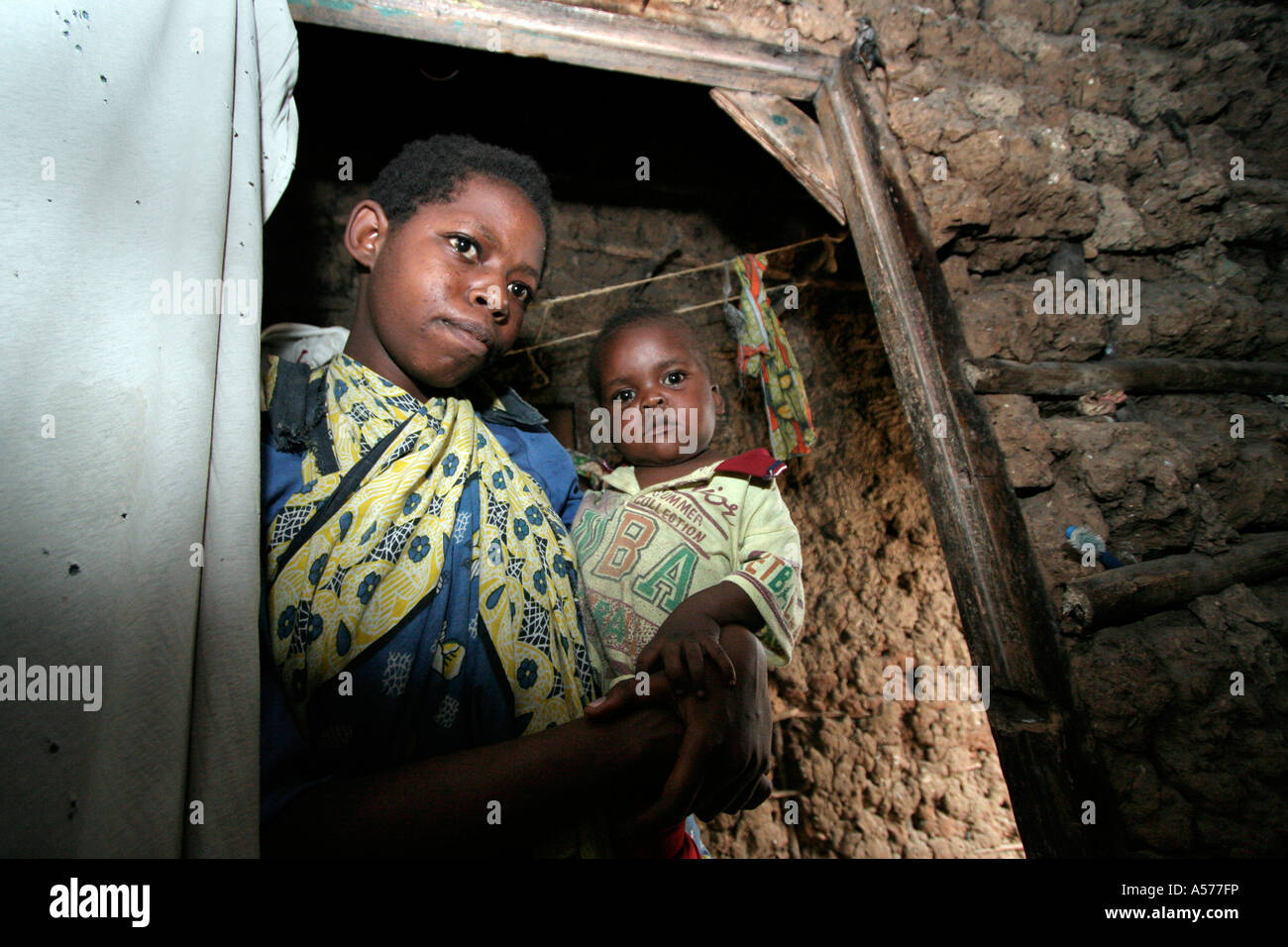 Painet jb1371 kenya young mother child kid mombasa africa children kids country developing nation less economically Stock Photo