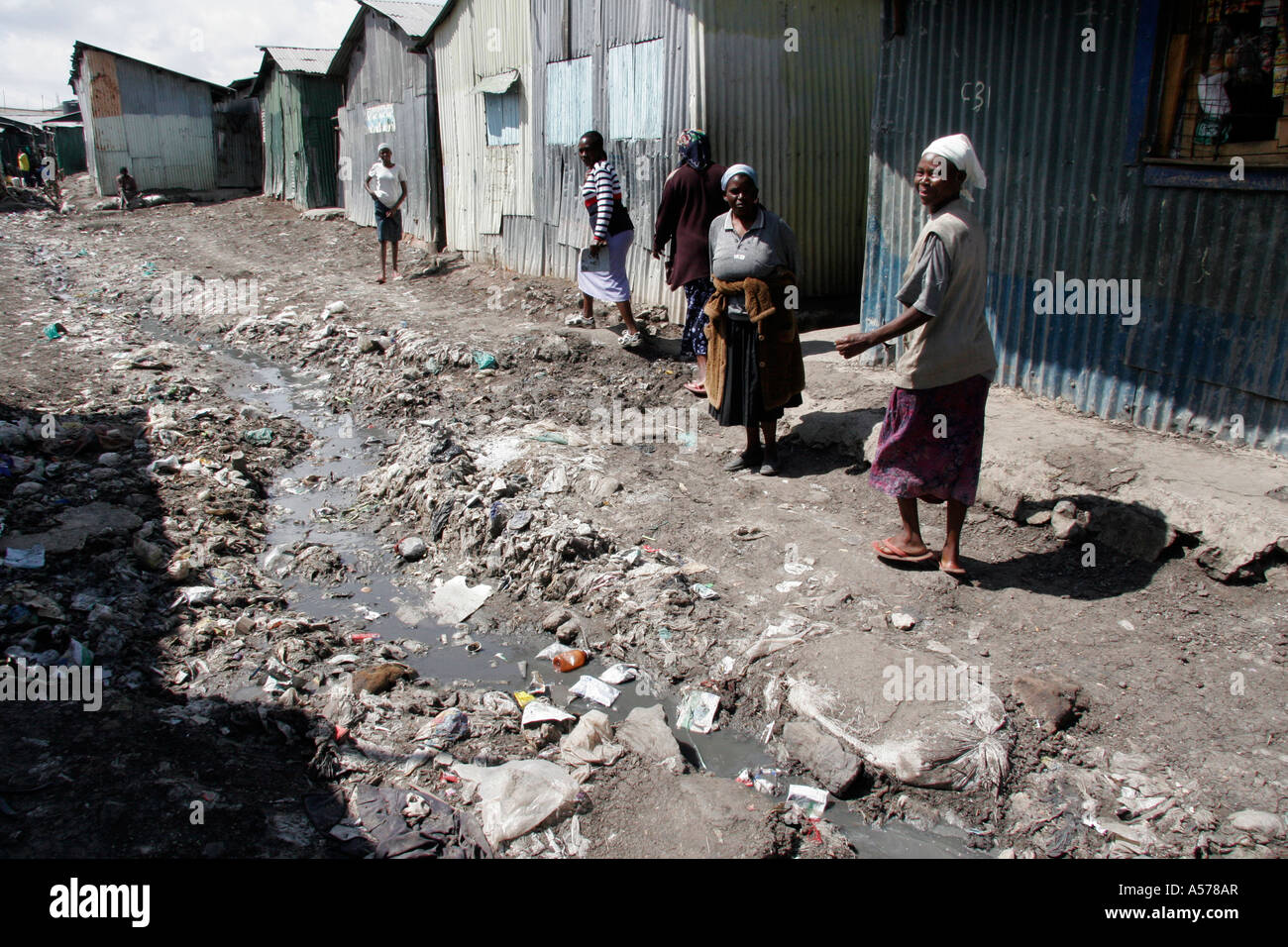 Painet jb1466 kenya slum street mukuru nairobi mombasa africa poverty country developing nation less economically developed Stock Photo